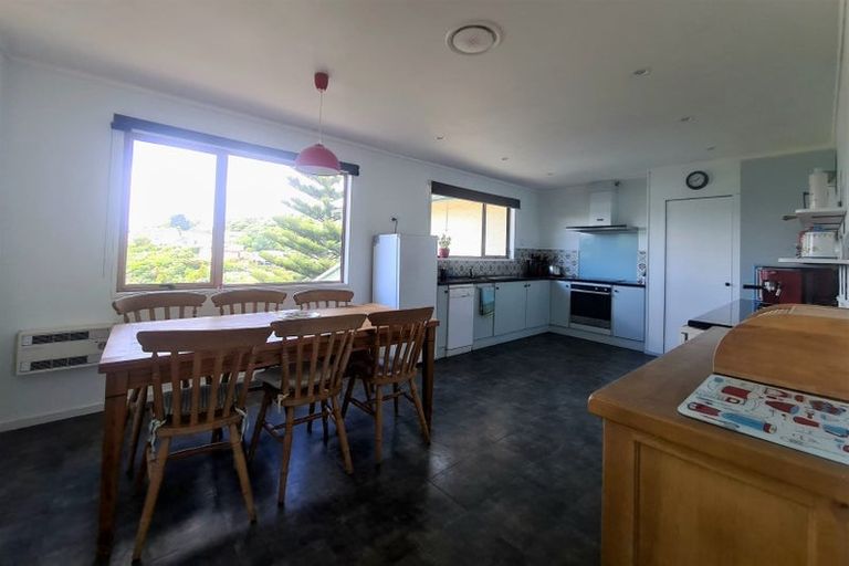 Photo of property in 11 The Anchorage, Whitby, Porirua, 5024