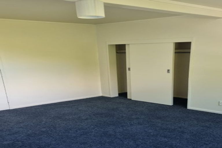 Photo of property in 29a Harbour View Road, Northland, Wellington, 6012