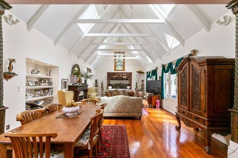 Photo of property in 50 Tinakori Road, Thorndon, Wellington, 6011