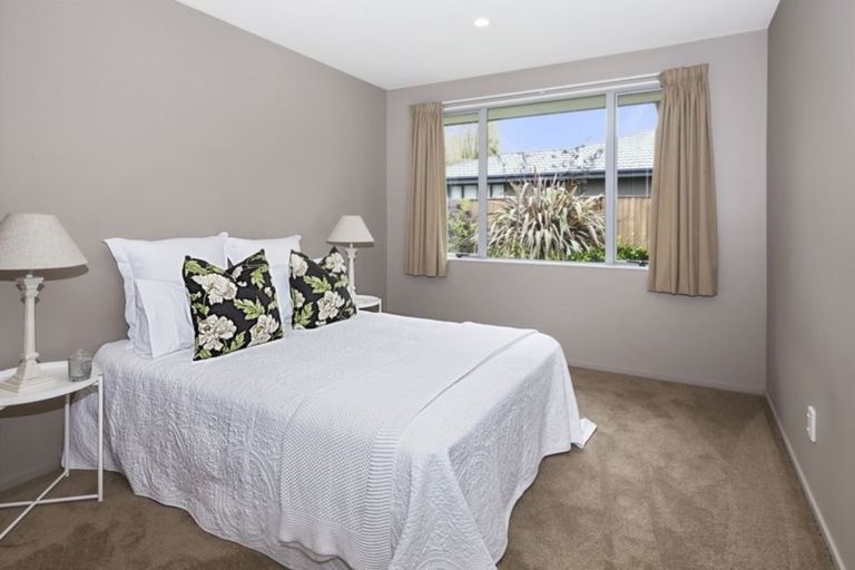 Photo of property in 5 Brookfield Drive, Northwood, Christchurch, 8051