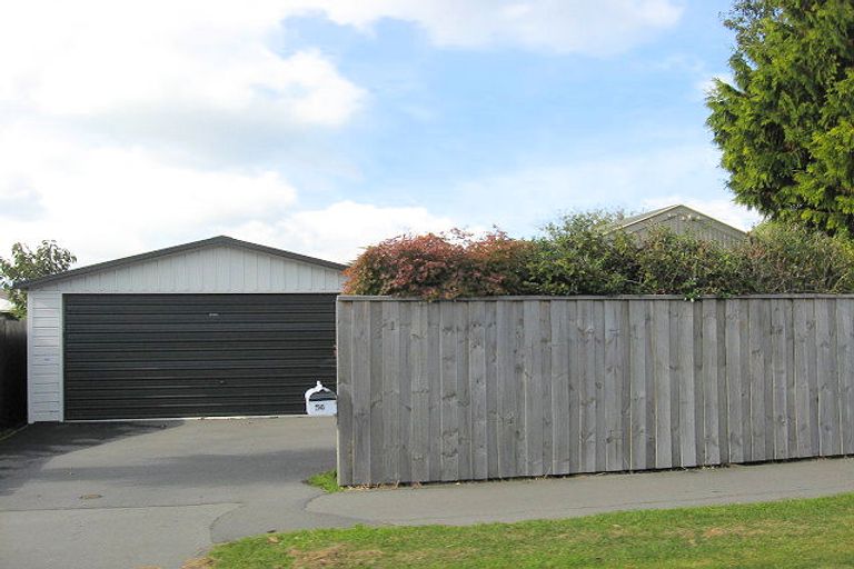 Photo of property in 56 Hounslow Street, Ilam, Christchurch, 8041