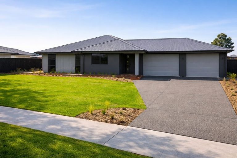 Photo of property in 23 Benn Street, Amberley, 7410