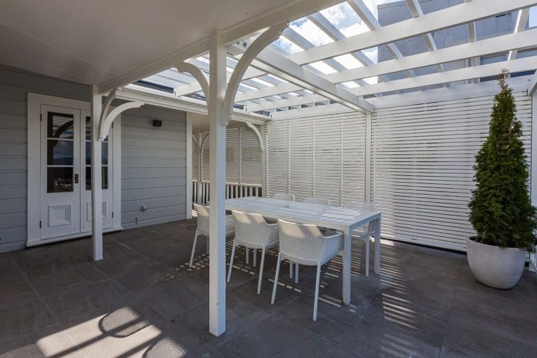 Photo of property in 7 Washington Avenue, Brooklyn, Wellington, 6021