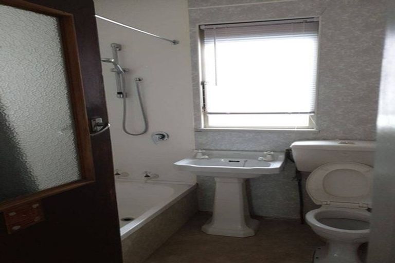 Photo of property in 6 Compton Street, Georgetown, Invercargill, 9812