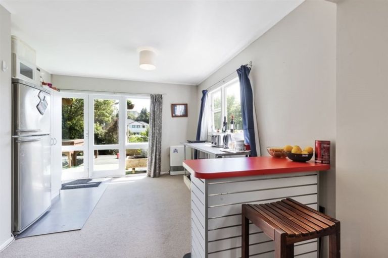 Photo of property in 18 Glenamoy Crescent, Johnsonville, Wellington, 6037