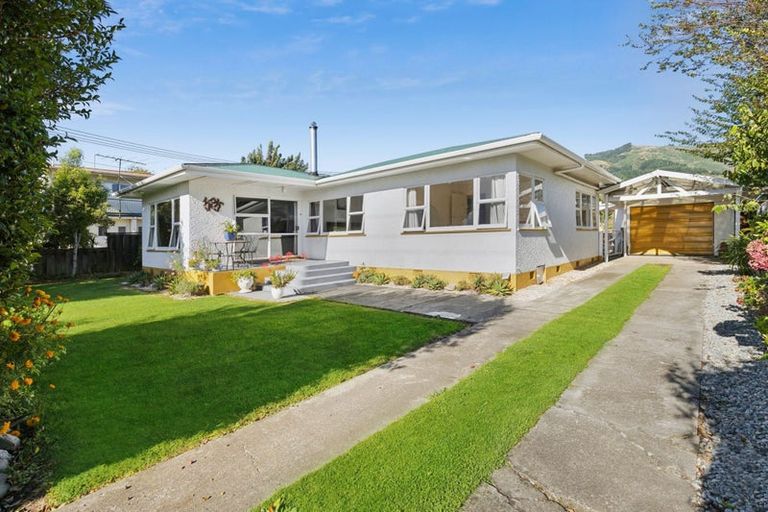 Photo of property in 684 Abel Tasman Drive, Clifton, Takaka, 7183