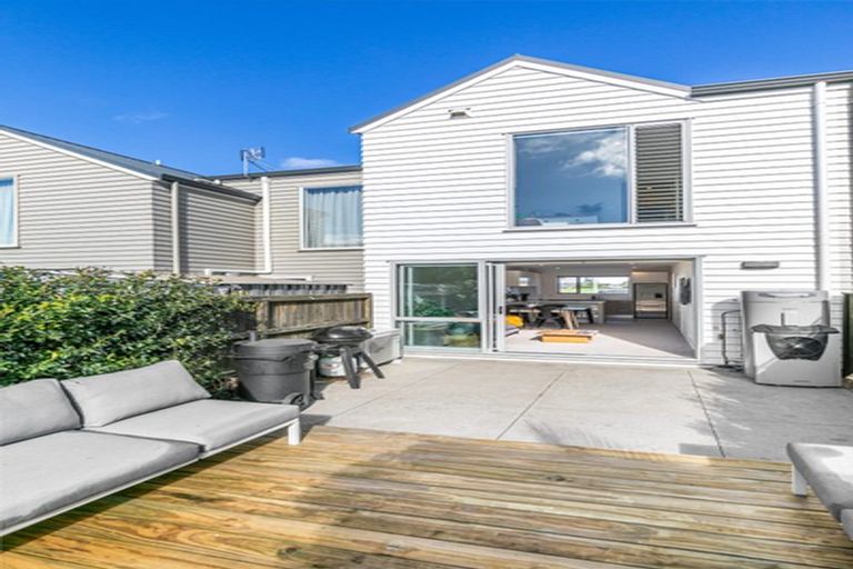 Photo of property in 8d Onekiritea Road, Hobsonville, Auckland, 0616