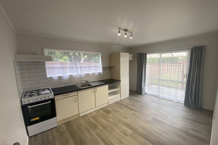 Photo of property in 58 Friedlanders Road, Manurewa, Auckland, 2102