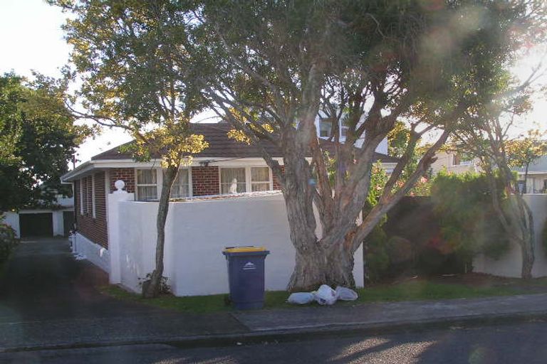 Photo of property in 3/4 Sydney Street, Hauraki, Auckland, 0622