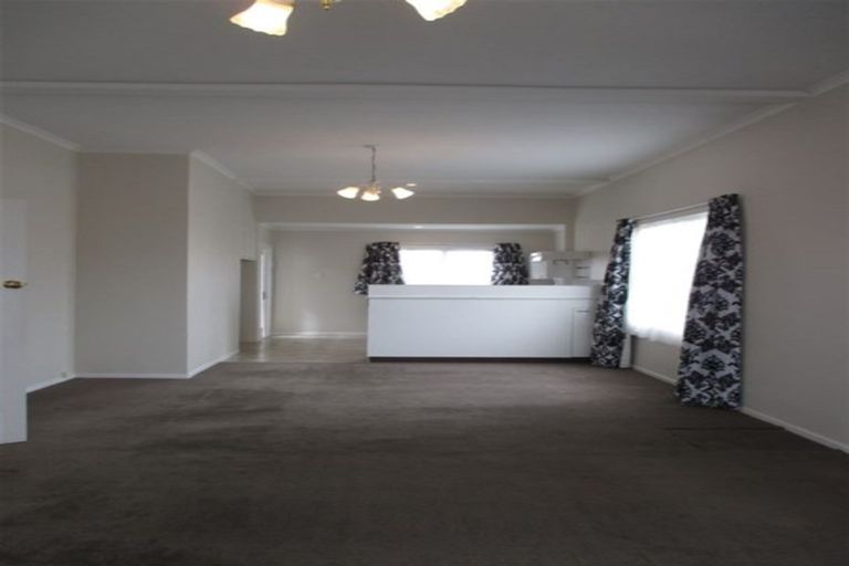 Photo of property in 13 Dampier Street, Woolston, Christchurch, 8023