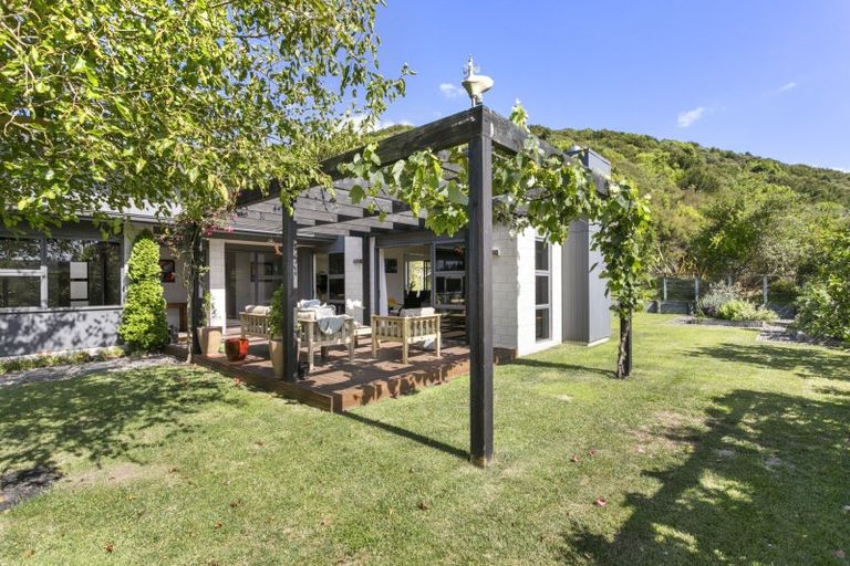 Photo of property in 15 Kakemai Rise, Pyes Pa, Tauranga, 3112