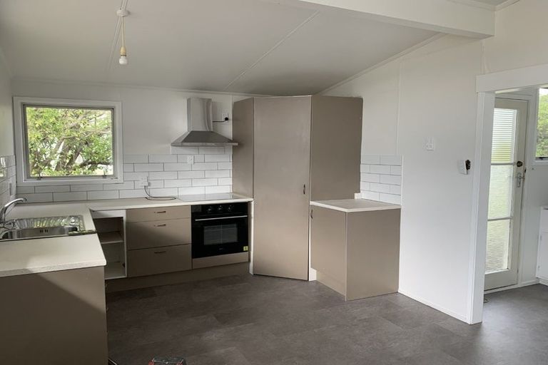 Photo of property in 17 Toia Street, Marton, 4710