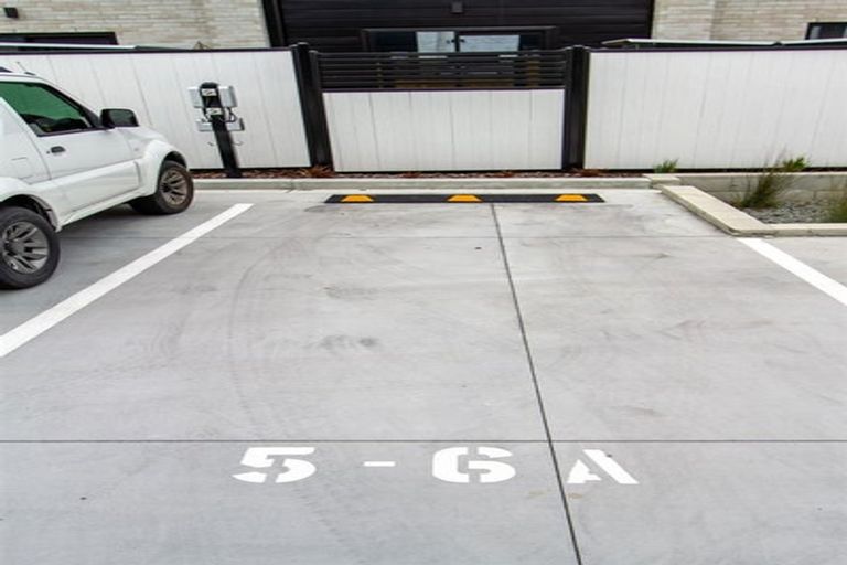 Photo of property in 6a/5 Taramea Place, Addington, Christchurch, 8024