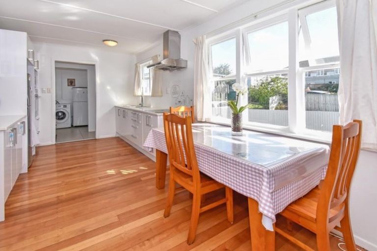Photo of property in 5 Jordan Road, Mangere, Auckland, 2022