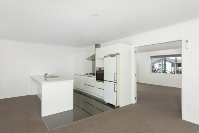 Photo of property in 30 Livingstone Drive, Papamoa Beach, Papamoa, 3118
