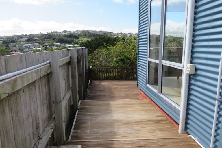 Photo of property in 48a Bassett Road, Johnsonville, Wellington, 6037