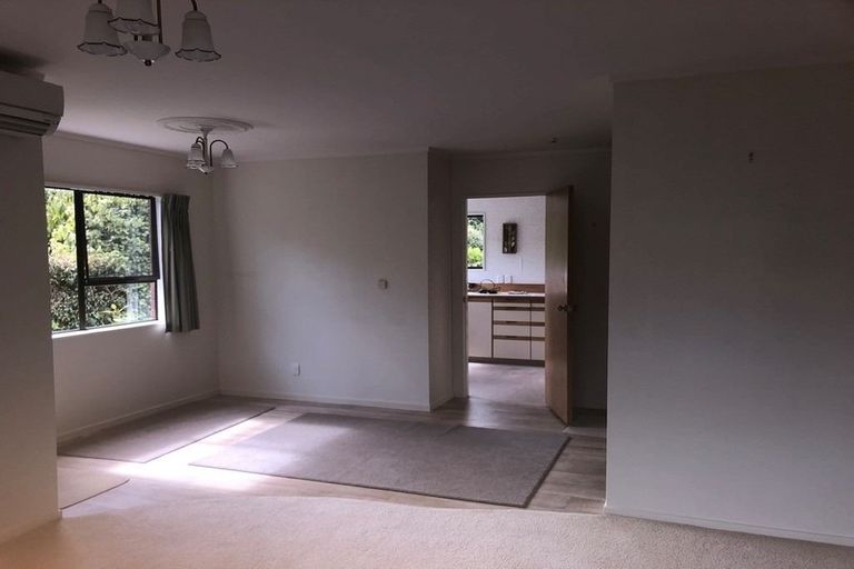 Photo of property in 7a Fleetwood Grove, Waikanae, 5036