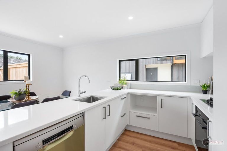 Photo of property in 4/51 Kings Crescent, Hutt Central, Lower Hutt, 5010