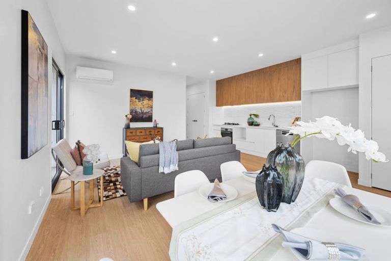 Photo of property in 7b Kotiu Place, Massey, 0614