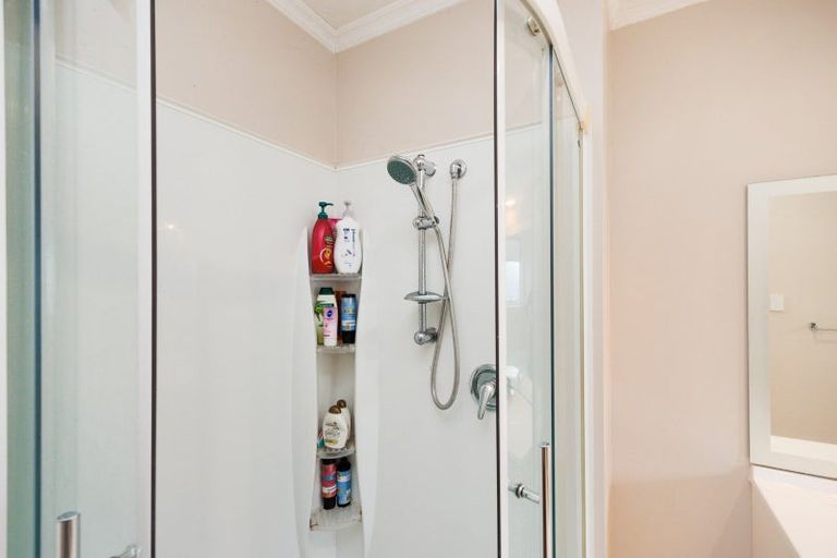 Photo of property in 32 John F Kennedy Drive, Milson, Palmerston North, 4414
