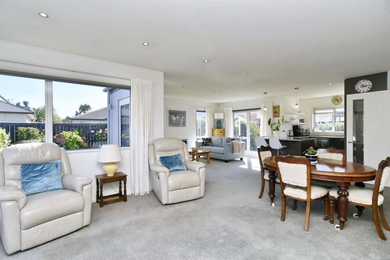 Photo of property in 2 Springbrook Lane, Northwood, Christchurch, 8051