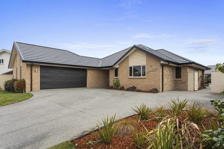 Photo of property in 3 Kempton Place, Rangiora, 7400