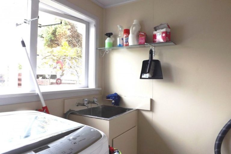 Photo of property in 20 Ferguson Street, Levin, 5510