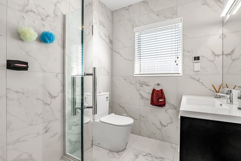 Photo of property in 21 Jeroboam Loop, Kumeu, 0810
