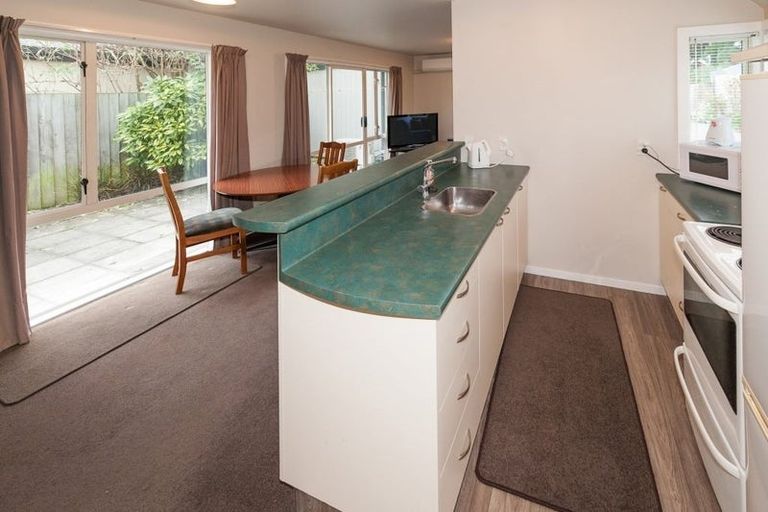 Photo of property in 3/34 Mona Vale Avenue, Riccarton, Christchurch, 8011