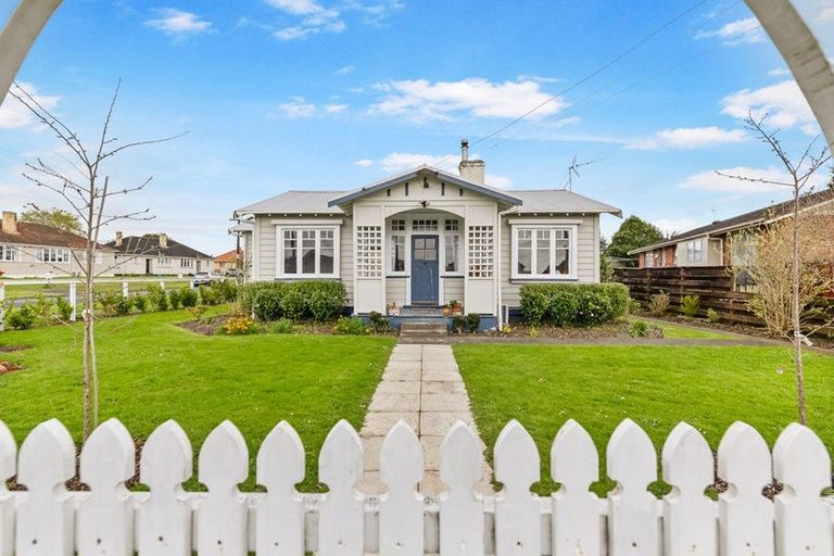 Photo of property in 17 Harris Street, Huntly, 3700