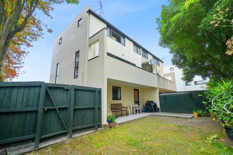 Photo of property in 47 Peverel Street, Riccarton, Christchurch, 8041