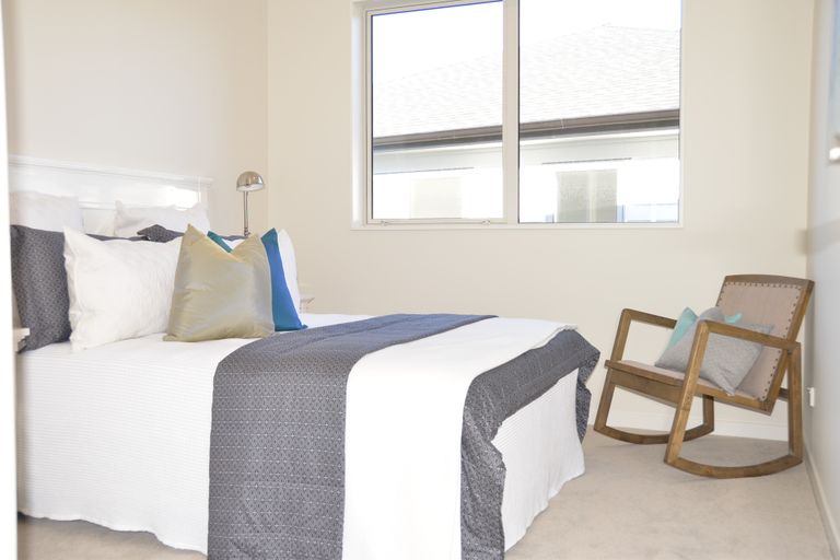 Photo of property in 98 Godfrey Drive, Orewa, 0931