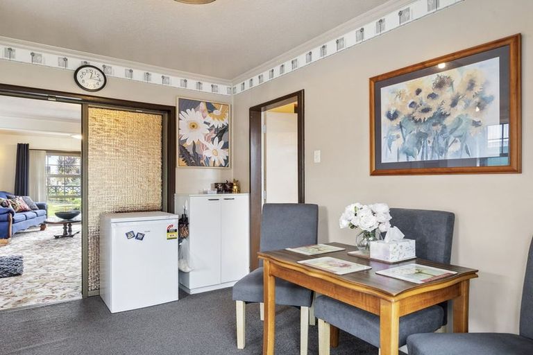 Photo of property in 18 Elwyn Crescent, Green Island, Dunedin, 9018