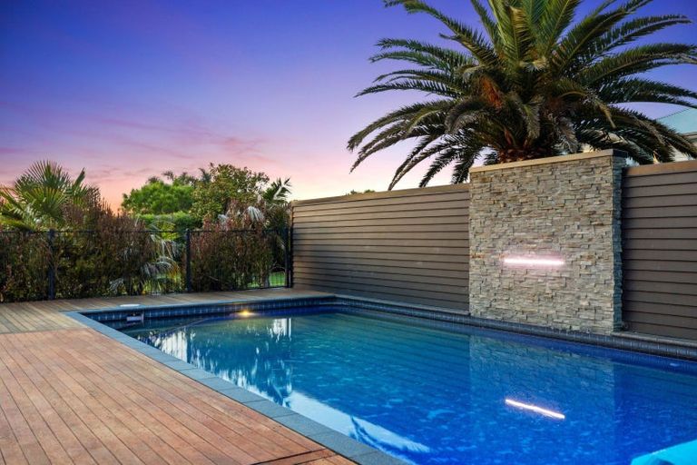 Photo of property in 77 Royal Ascot Drive, Papamoa Beach, Te Puke, 3187