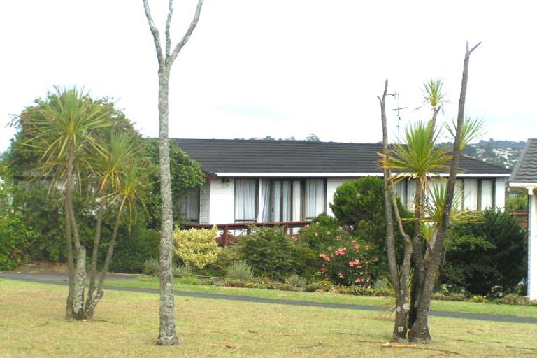 Photo of property in 14 Longwood Place, Forrest Hill, Auckland, 0620