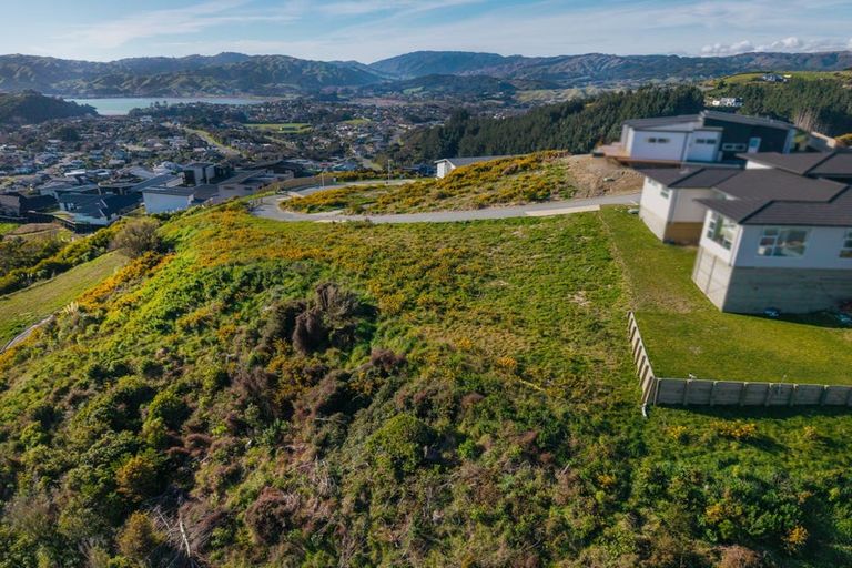 Photo of property in 4 Stunsail Lane, Whitby, Porirua, 5024
