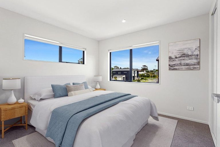 Photo of property in 4 Verde Lane, Rosehill, 2113