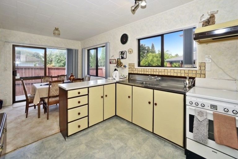 Photo of property in 1b Randell Place, Te Puke, 3119