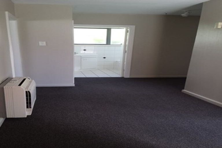 Photo of property in 40 Cranbrook Avenue, Burnside, Christchurch, 8053