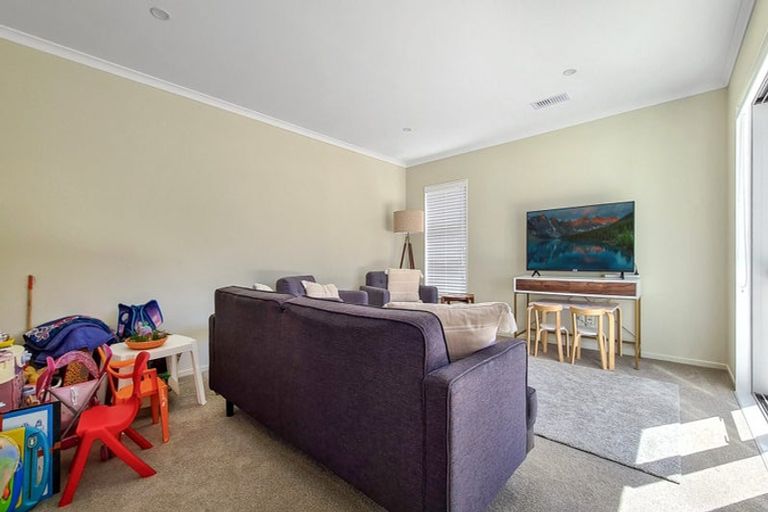 Photo of property in 149 Amesbury Drive, Churton Park, Wellington, 6037