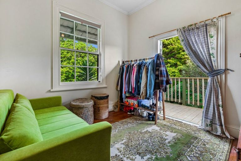 Photo of property in 41 Te Henga Road, Waitakere, Henderson, 0781