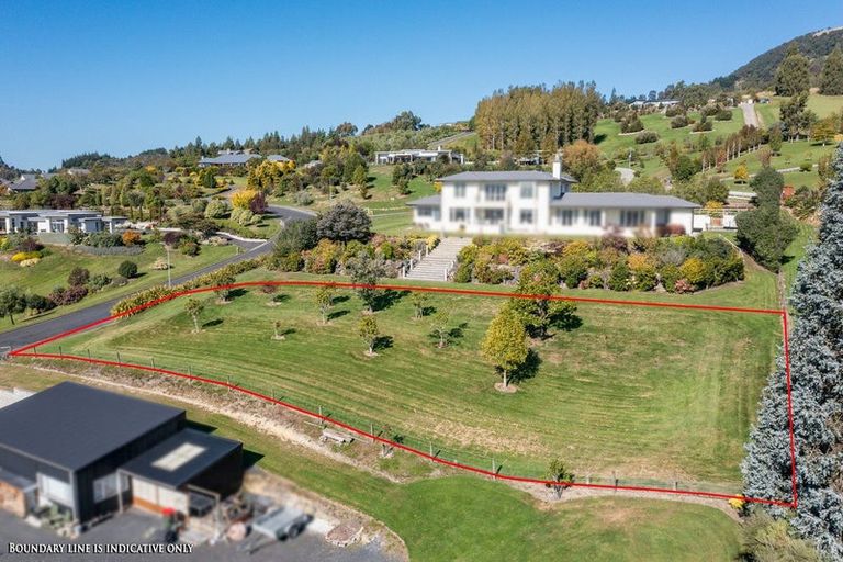 Photo of property in 15 Fairmile Drive, Kinmont Park, Mosgiel, 9024