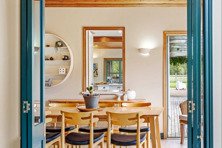 Photo of property in 28 Kaipara Flats Road, Dome Forest, Warkworth, 0981