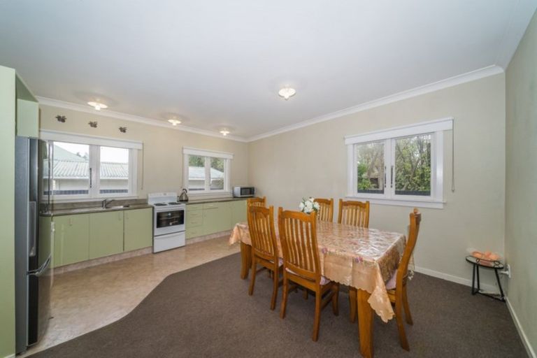 Photo of property in 20 Milson Line, Roslyn, Palmerston North, 4414