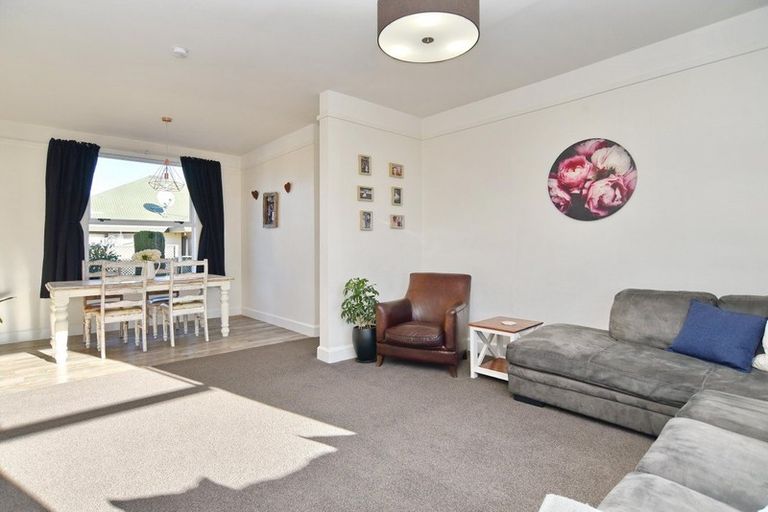 Photo of property in 230 King Street, Rangiora, 7400