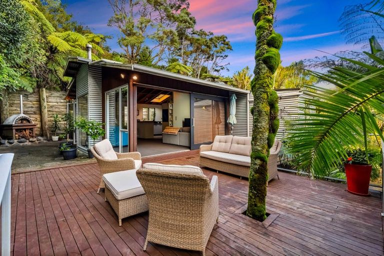 Photo of property in 184 Huia Road, Titirangi, Auckland, 0604