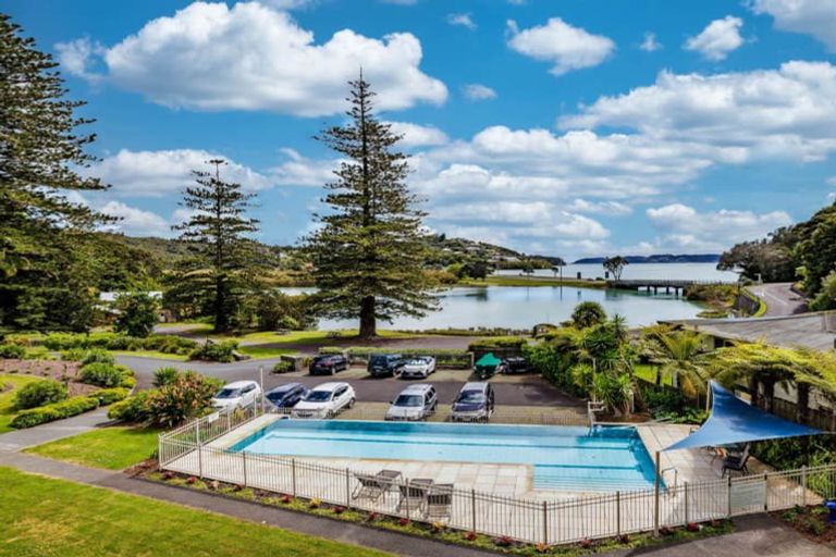 Photo of property in Bridgewater Apartments, 310/7 Te Rangi Cross Road, Paihia, 0200