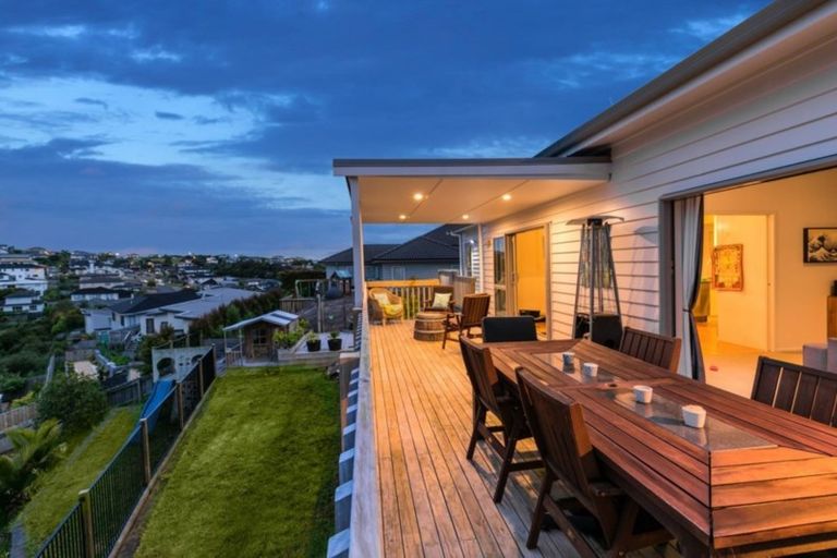 Photo of property in 78 Fairview Avenue, Fairview Heights, Auckland, 0632
