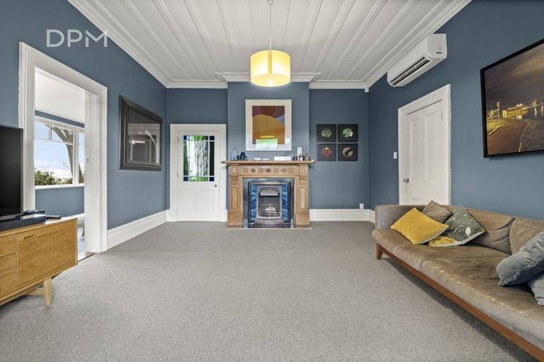 Photo of property in 10 Alison Crescent, Belleknowes, Dunedin, 9011