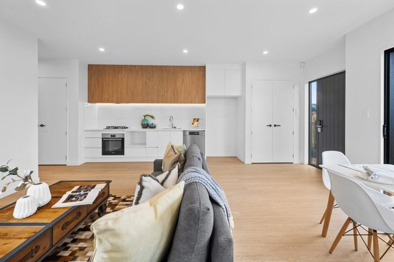 Photo of property in 7b Kotiu Place, Massey, 0614